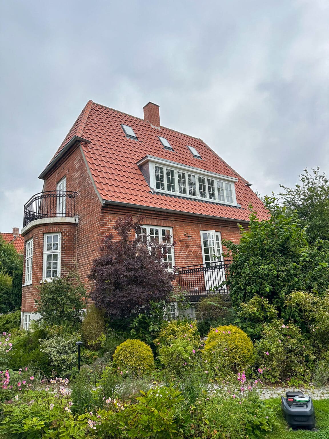 Murermestervilla i Hellerup med nyt tegltag og kvist